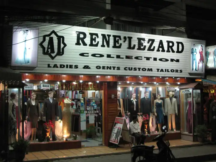 Eine Schneiderei in Thailand bietet gefälschte Mode an, Ko Samui 2008|