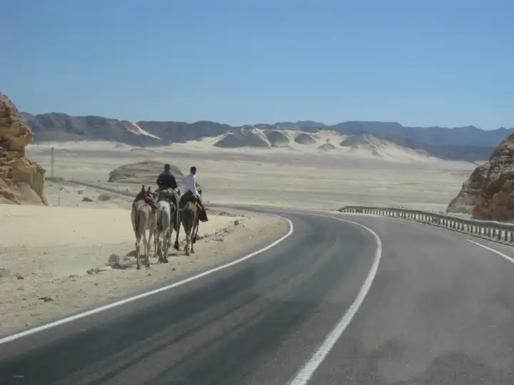 Egypt road through sinai