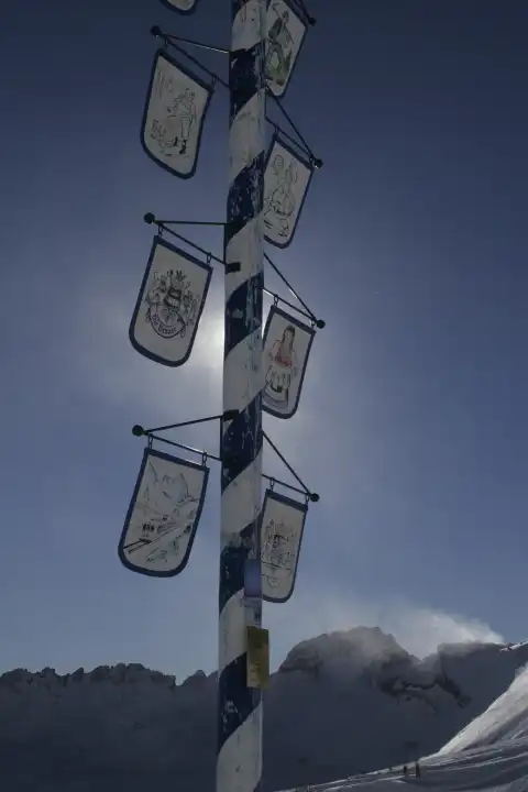 Maibaum Zugspitze, Garmisch, Bayern, Deutschland, Eruopa