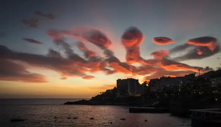 Sonnenuntergang in Funchal, Madeira