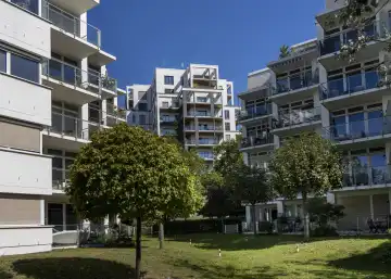 Villen und Wohnhäuser auf der Halbinsel Alt-Stralau, Treptow-Köpenick, Berlin, Deutschland