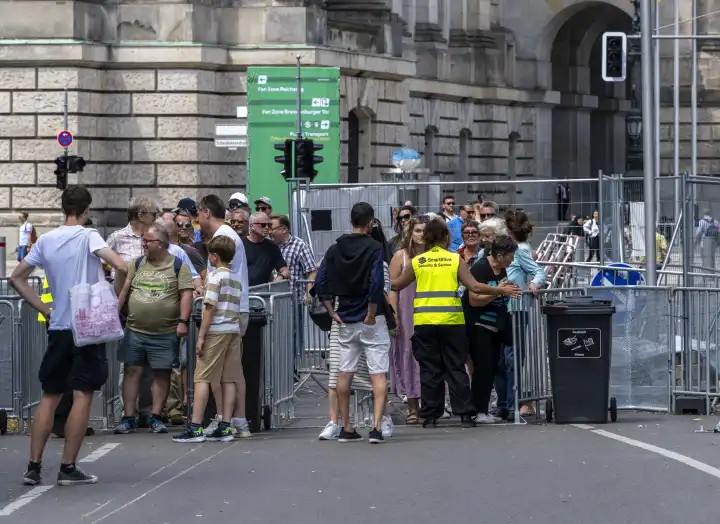 European Football Championship 2024, Admission control on the fan mile at the Brandenburg Gate, Berlin, Germany