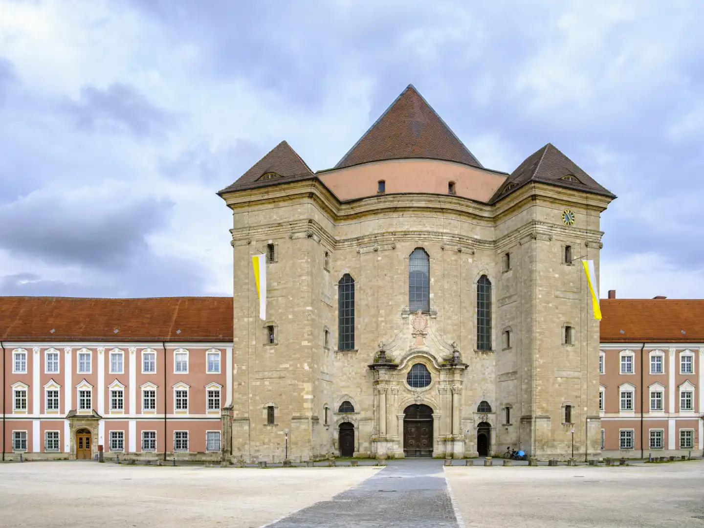 Basilika S. Martin, Klosterkirche der ehemaligen Benediktinerabtei des Klosters Wiblingen, Ulm, Baden-Württemberg, Deutschland.