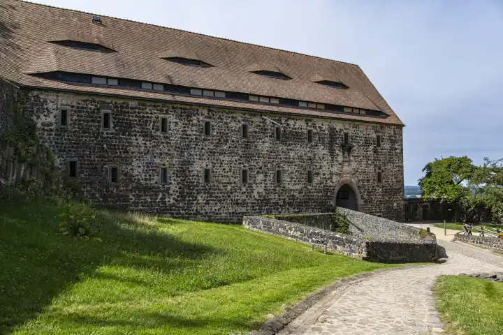 Burg Stolpen, Teilruine einer mittelalterlichen Höhenburg, später Schloss und Festung, auf dem Basaltberg von Stolpen, Sachsen, Deutschland, gegründet, nur zur redaktionellen Verwendung.