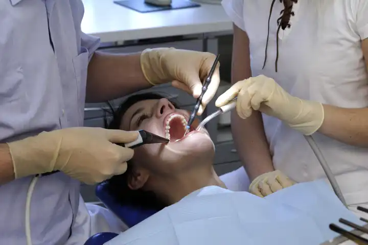 Medical treatment of the dentist