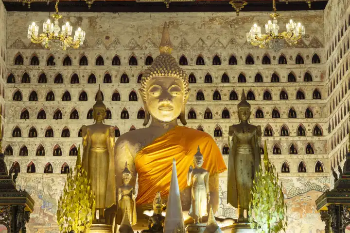 Ancient Buddha statues in the main building of Wat Si Saket, Vientiane, Vientiane province, Laos, Asia