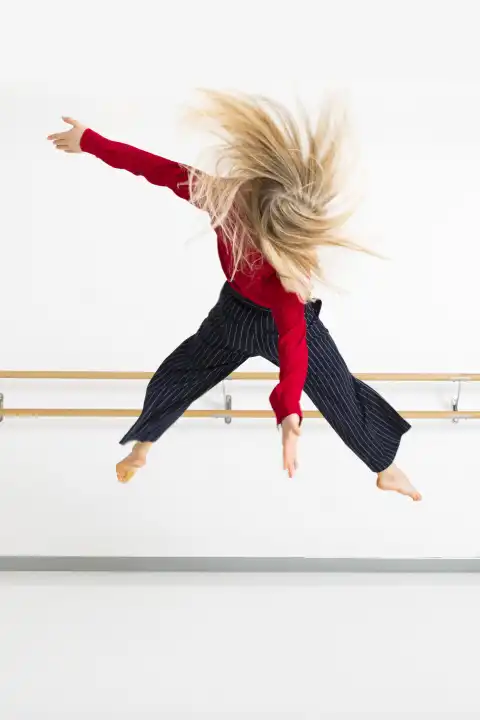 An image of a female dancer in action