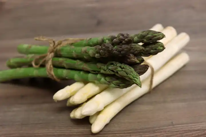 White and green asparagus fresh from the field