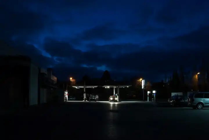 Tankstelle, Nacht