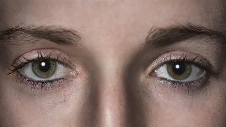 Close-up of the eyes of a young woman