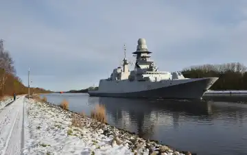 Italian frigate in the North Sea-Baltic Canal