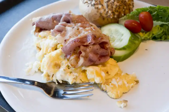 fat unhealthy diet scrambled eggs