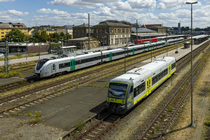 Regionalzüge im Bahnhof Hof, Bayern, Deutschland, Europa
