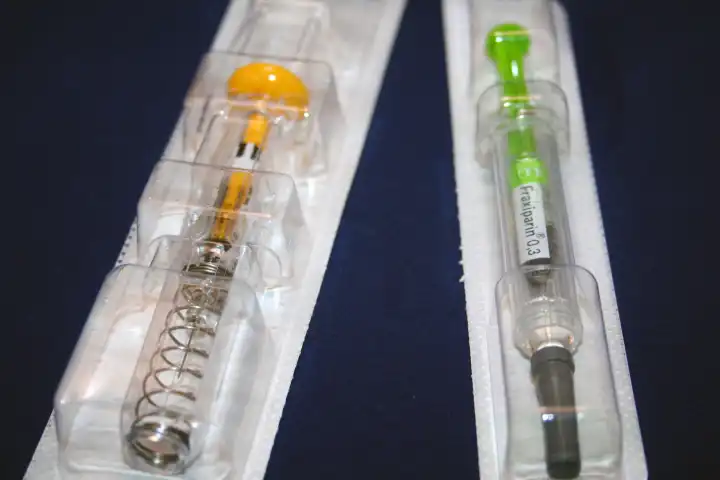 Thrombosis syringe