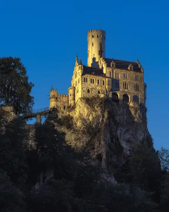 Schloss Lichtenstein bei Nacht