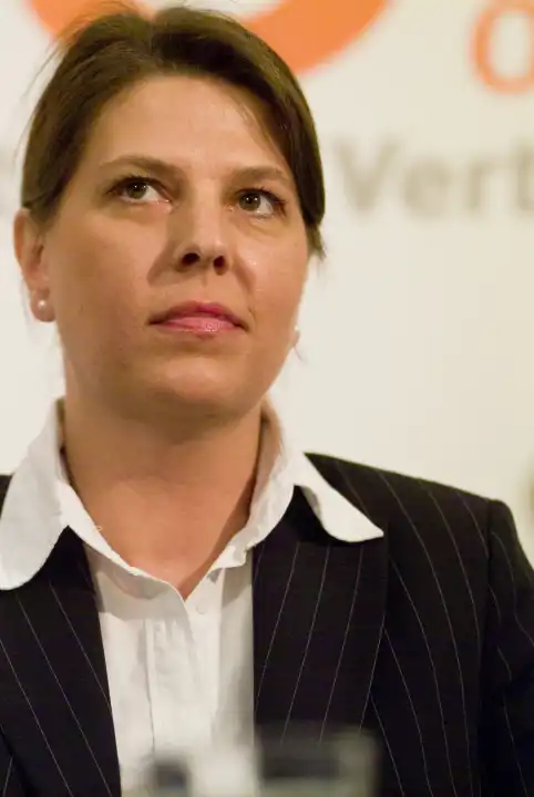 Nationalratsabgeordnete Martina Schenk wechselt vom BZÃ– zum Team Stronach
