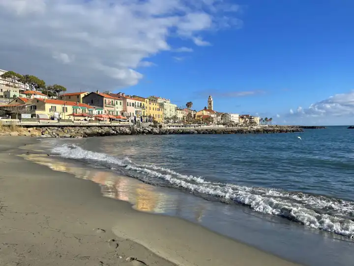 Strand in Santo Stefano al Mare, Imperia Ligurien Italien