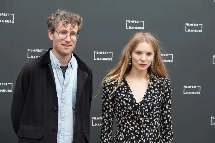 Regisseur Julian Radlmaier und Schauspielerin Lilith Stangenberg präsentieren den Film Blutsauger
