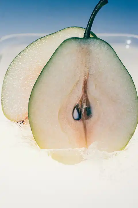 Pears fall in juice