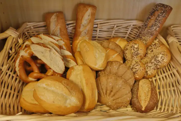 different kinds of buns and bread