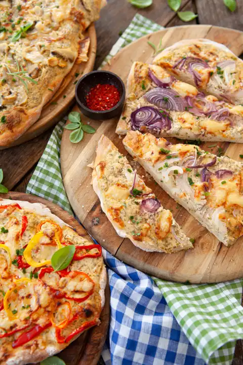 Flammkuchen with sour cream and onions