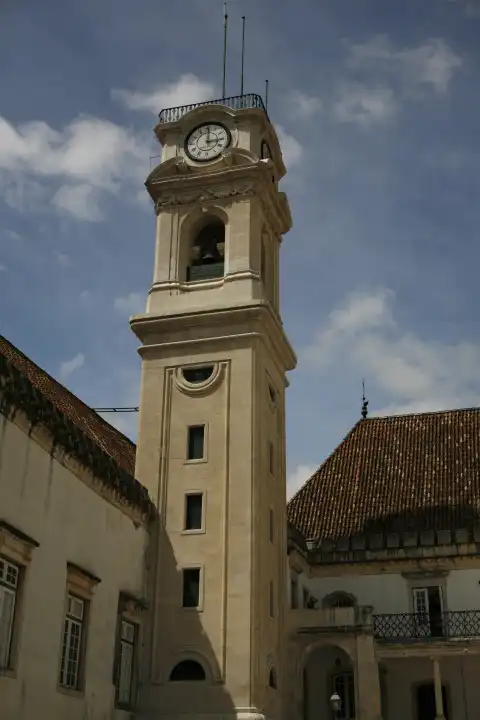 Juristische Fakultät der Universität Coimbra, UNESCO-Weltkulturerbe, Turm, Turmuhr, Coimbra, Region Centro, Portugal, Europa