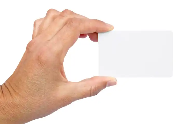 Hand hält eine weiße Visitenkarte