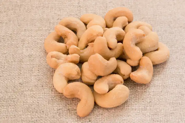 pile of cashew nuts