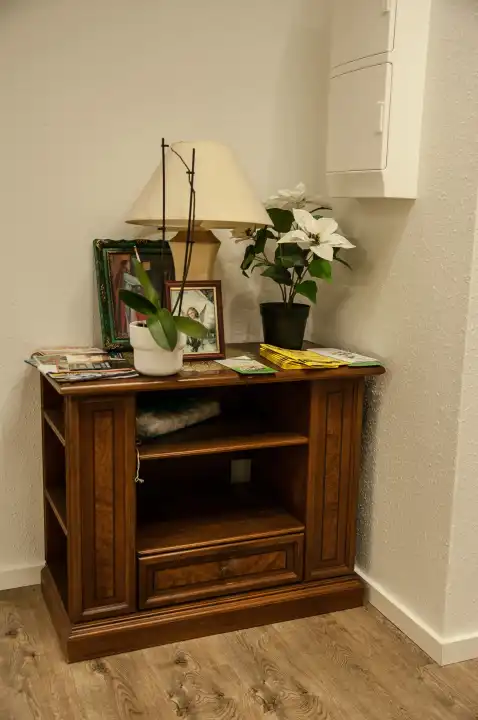 The small closet, a small chest of drawers
