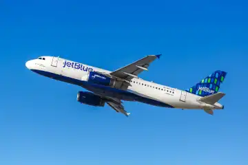 Los Angeles, USA - 3. November 2022: Ein Airbus A320 Flugzeug der JetBlue mit dem Kennzeichen N579JB auf dem Flughafen Los Angeles (LAX) in den USA.