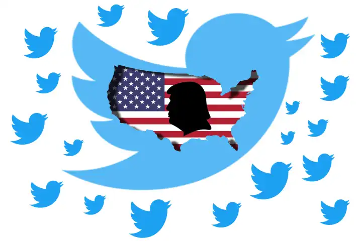 Symbolbild Donald Trump und seine intensive Meinungsäußerungen über den Kurznachrichtendienst Twitter Umrisse der USA Vereinigten Staaten von America mit Flagge Stars and Stripes sowie Konterfei des