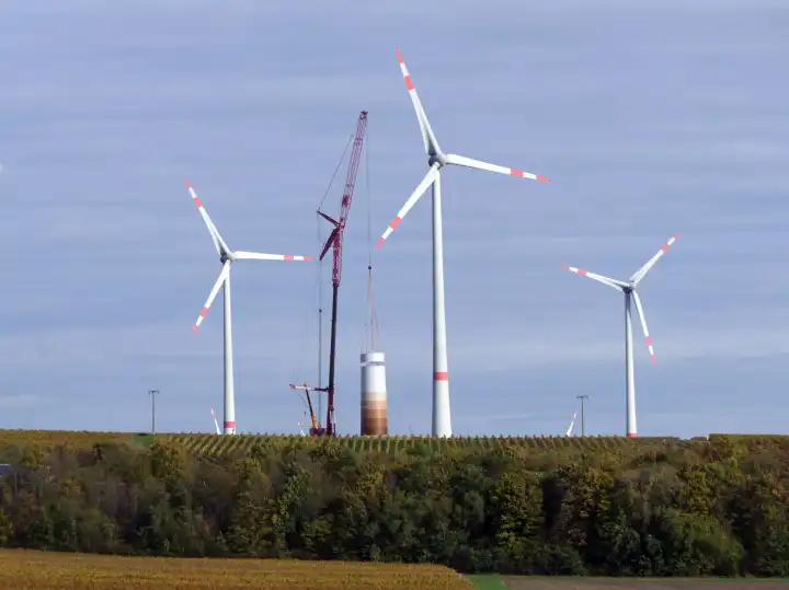 Wind turbines and erection of a wind turbine, Rhineland-Palatinate