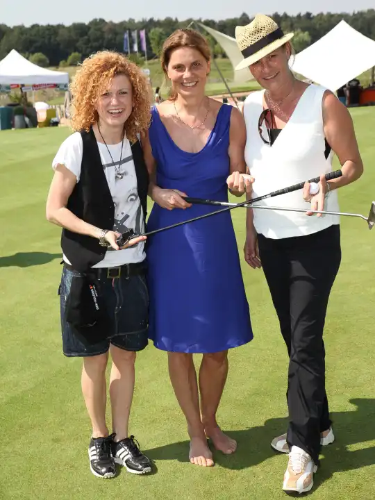 Lucy Diakovska,Sarah Wiener und Suzanne von Borsody beim 8.Golf Charity Masters in Leipzig am 22.08.2015
