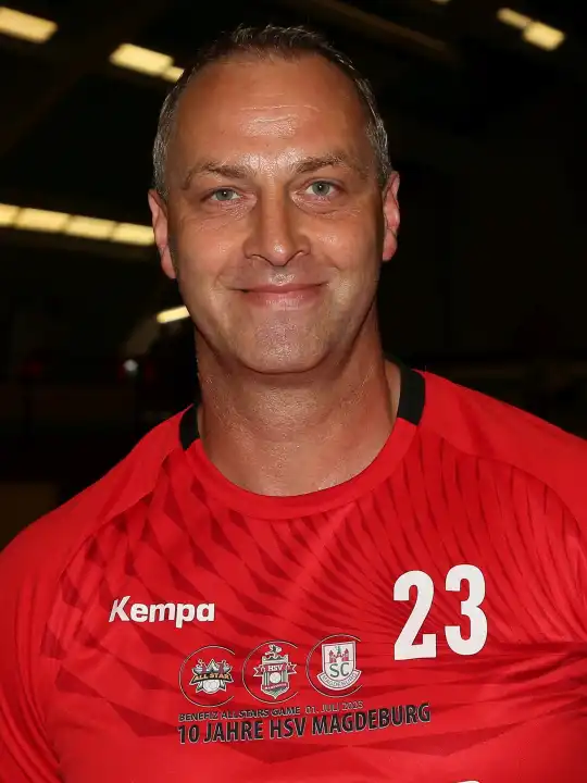 ehemaliger deutscher Handballspieler Uwe Mäuer SC Magdeburg Allstars beim Benefiz Allstars Game  2023 in Magdeburg