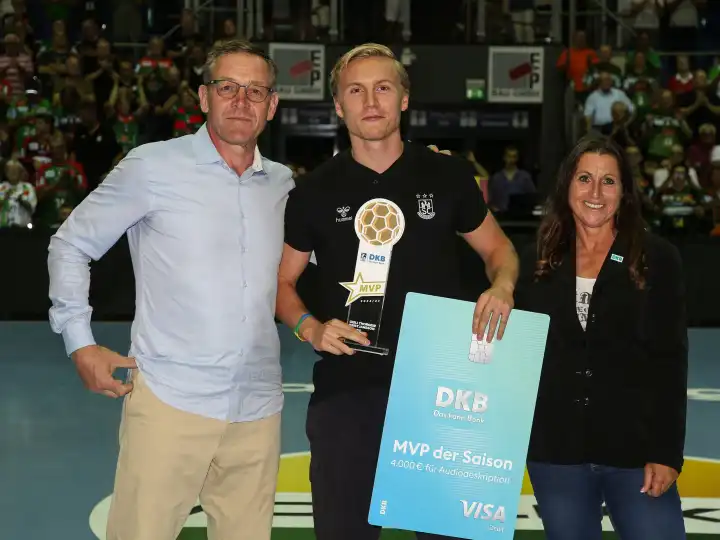National coach Alfred Gislason honors DKB MVP of the season 2022-23 Gisli Kristjansson (10,SCM) before Handball Bundesliga season 2023-24 SC Magdeburg vs HSV Handball on 10.09.2023 at GETEC Arena Magdeburg