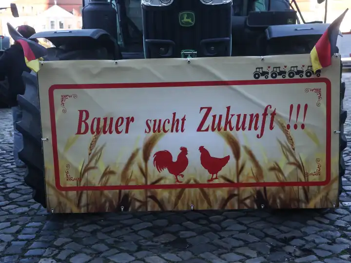Bauernprotest am 28.01.2024 auf dem Domplatz in Magdeburg