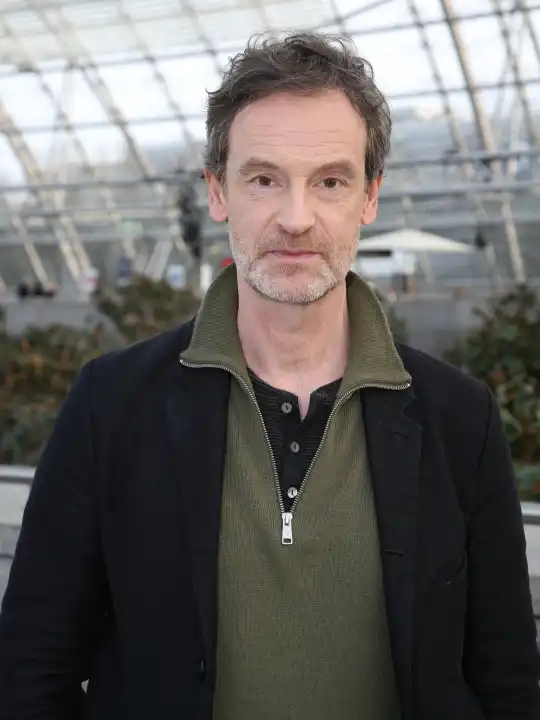 deutscher Schauspieler Jörg Hartmann präsentiert sein Buch Der Lärm des Lebens auf der Leipziger Buchmesse 2024 am 21.03.2024