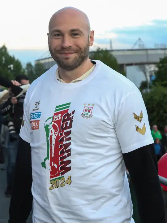 Swedish handball player Oscar Bergendahl (SC Magdeburg) at the reception of the current DHB Cup winner 2024 SC Magdeburg on 15.04.2024 at the GETEC Arena Magdeburg