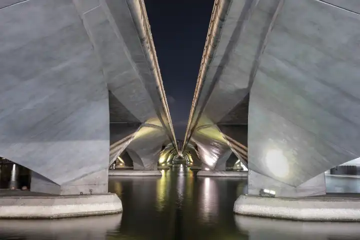 Detail der Esplanade Bridge in Singapur