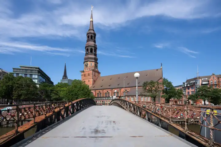 HAMBURG, GERMANY - AUGUST 22, 2023: Historic buildings in downtown of Hamburg on August 22, 2023 in Germany