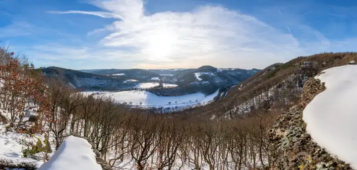 Panoramabild der Landschaft im Nationalpark Eifel, Nordrhein-Westfalen, Deutschland