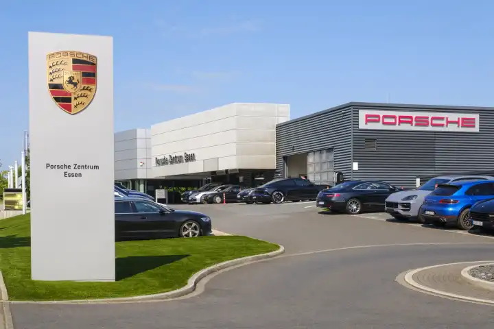 Porsche Zentrum Essen, Ruhrgebiet, Nordrhein-Westfalen, Deutschland, Europa