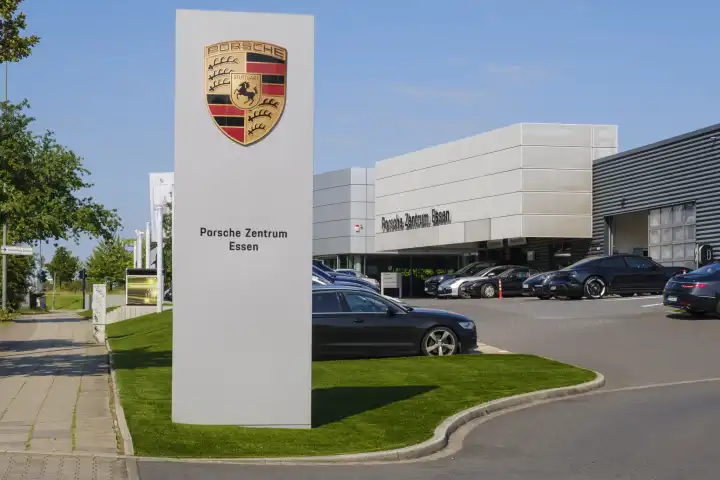 Porsche Centre Essen, Ruhr Area, North Rhine-Westphalia, Germany, Europe