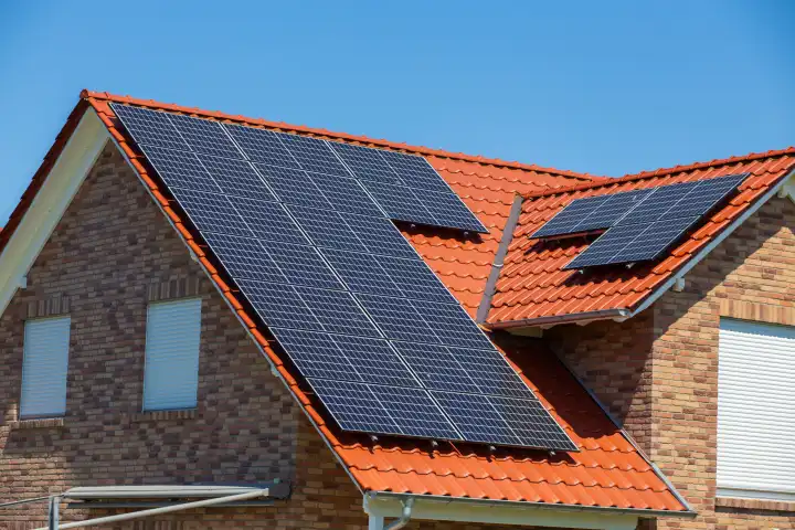 New detached house with photovoltaic system