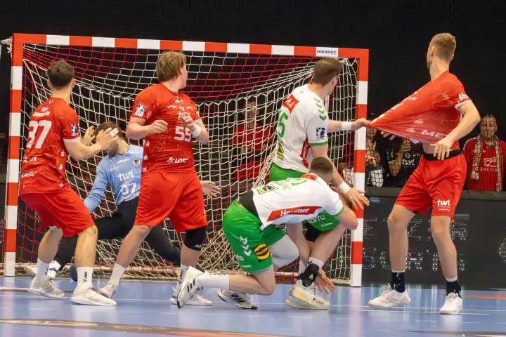 17.05.2024, 2nd HBL (German Handball League), Matchday 32: Eulen Ludwigshafen against GWD Minden (final score 28:28). Picture: Danilo Radovic (21, GWD Minden) pulls away