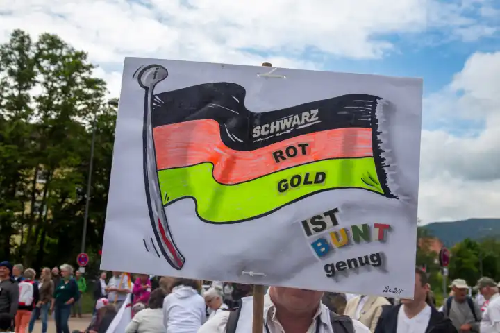 May 19, 2024, Neustadt an der Weinstraße: Rally and demonstration march to Hambach Castle under the motto FROM PEOPLE TO PEOPLE: FREEDOM. Picture: A banner reads BLACK RED GOLD IS COLORFUL ENOUGH
