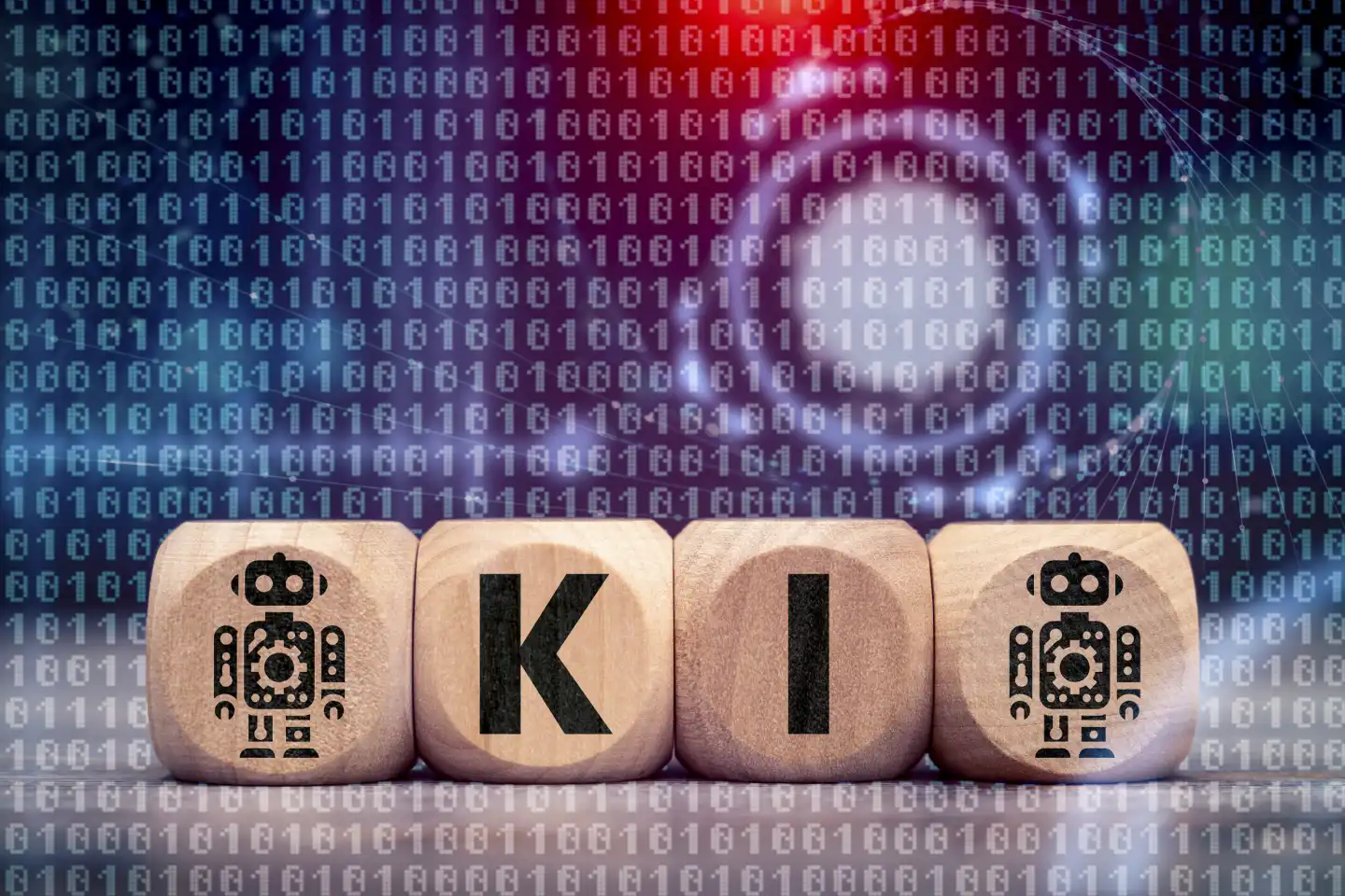 Digitaler Internet Raum mit Binärcode und Holzwürfeln mit der Aufschrift KI Künstliche Intelligenz zusammen mit Roboter Symbolen FOTOMONTAGE