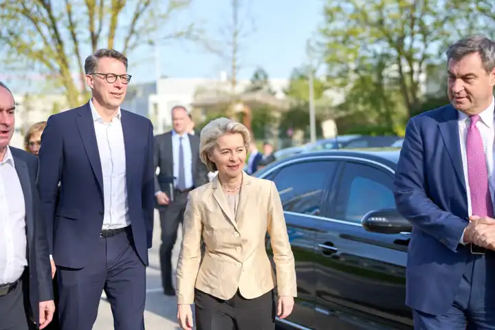 EU-Kommissionspräsidentin Ursula von der Leyen und Ministerpräsident von Bayern Dr. Markus Söder zu Besuch beim Max-Planck-Institut für Plasmaphysik IPP in Garching