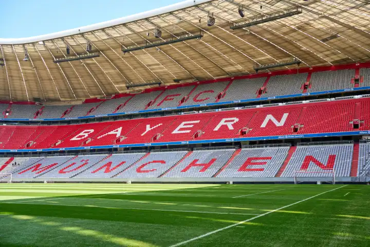 Fußballstadion des FC Bayern München, die Allianz Arena. Ohne Menschen. Eröffnungsspiel der Fußball Europameisterschaft 2024 findet hier statt