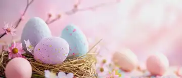KI Generative Illustration eines Osternestes mit pastellfarbenen Eiern, Kopierraum